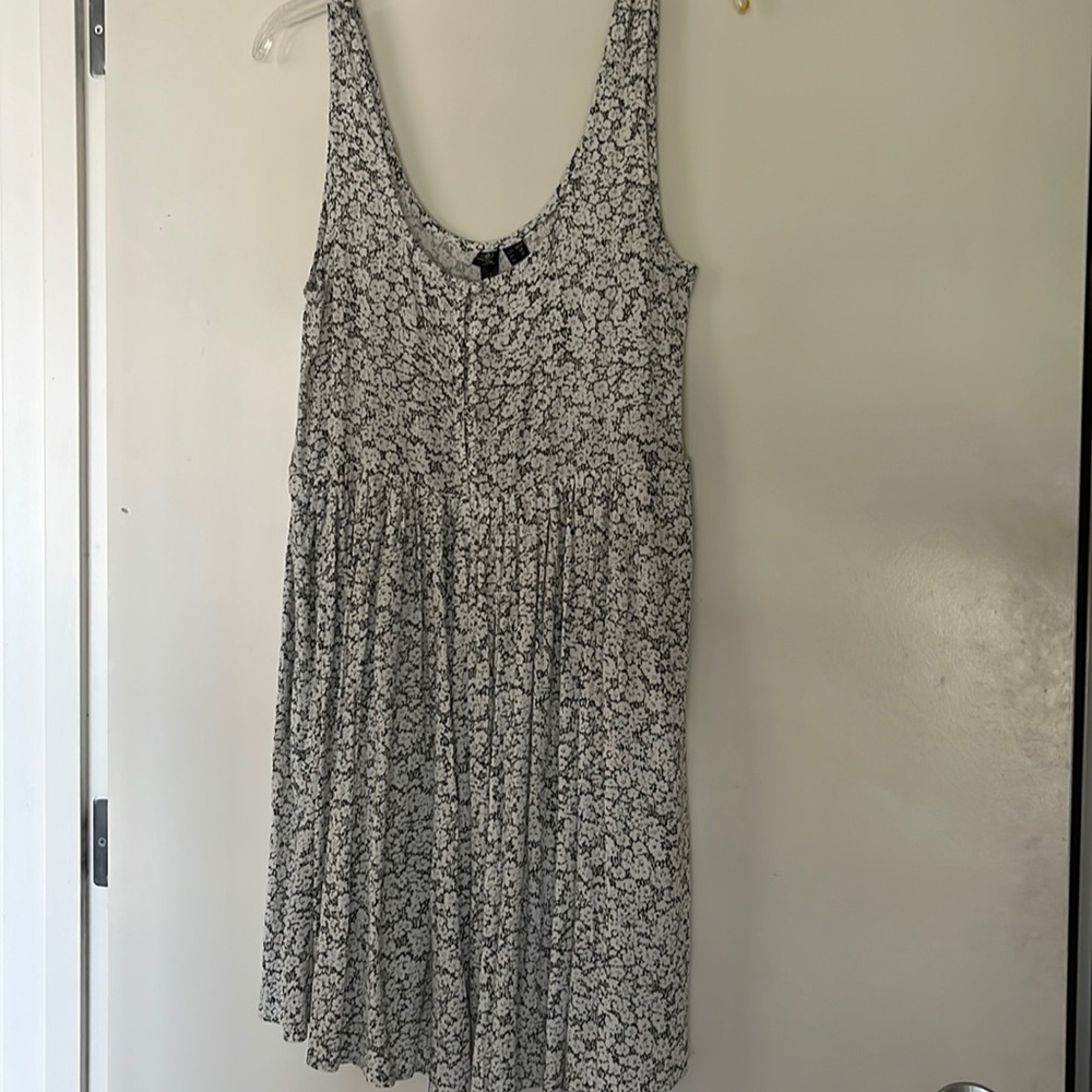 Net Volcom babydoll medium